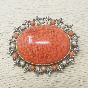 Vtg metal filigree brooch faux seed pearls